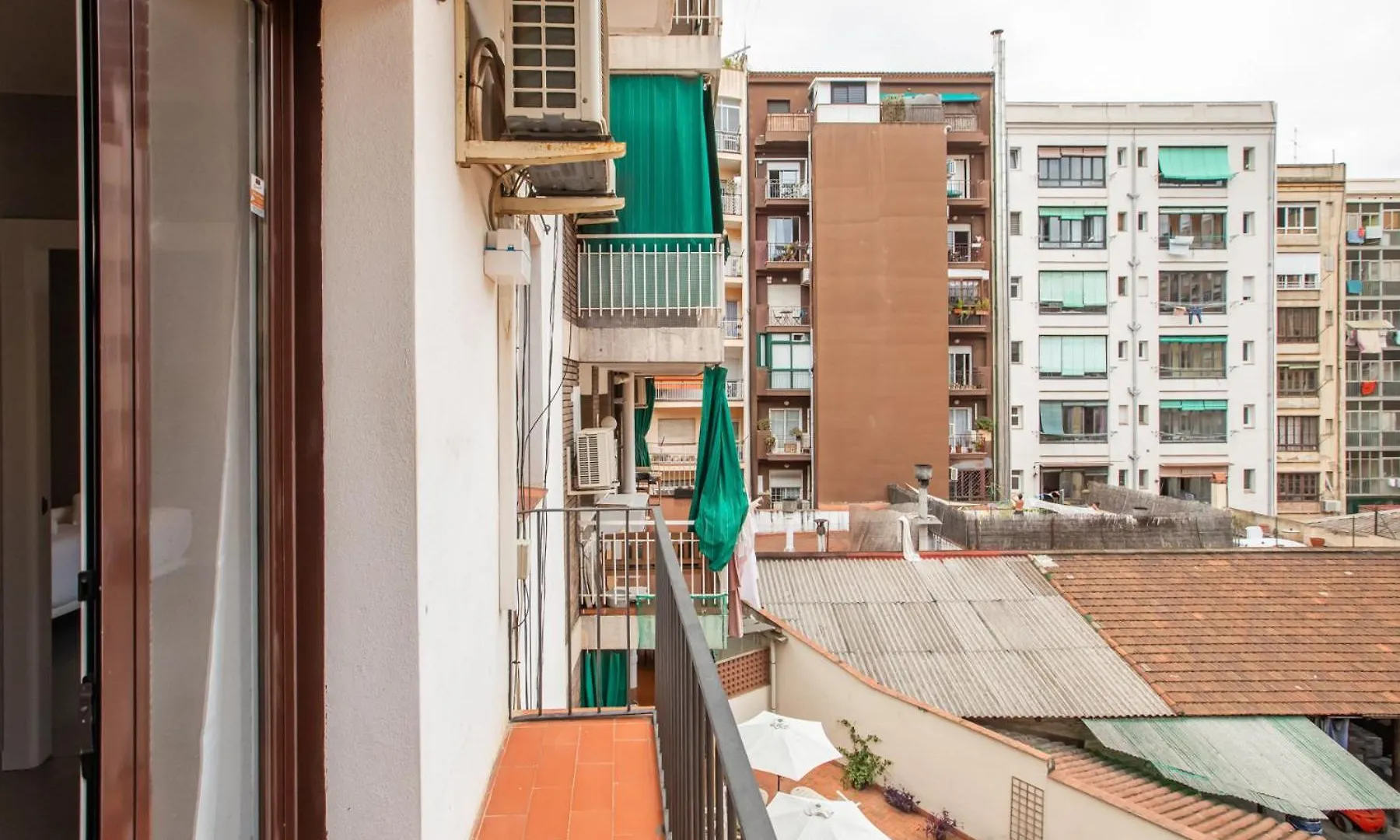 21Mal1089-Magnific Apartment Near Sagrada Familia Barcelona Spain